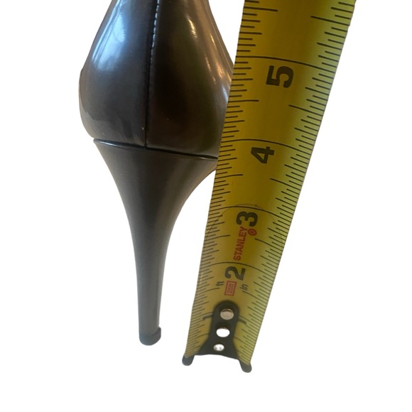 PRADA Gray Patent Leather Heels size 37 1/2 - Picture 11 of 11